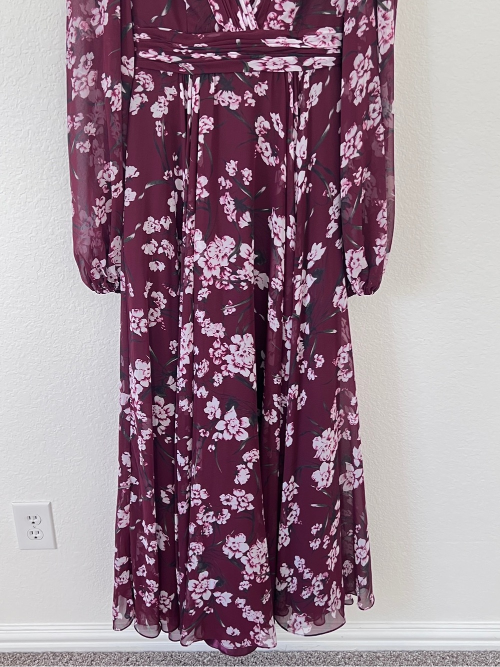 Mac Duggal Wine and Pink Floral Maxi Dress size 4 - Picture 9 of 13
